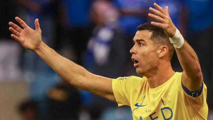Cristiano Ronaldo v dresu Al Nassru