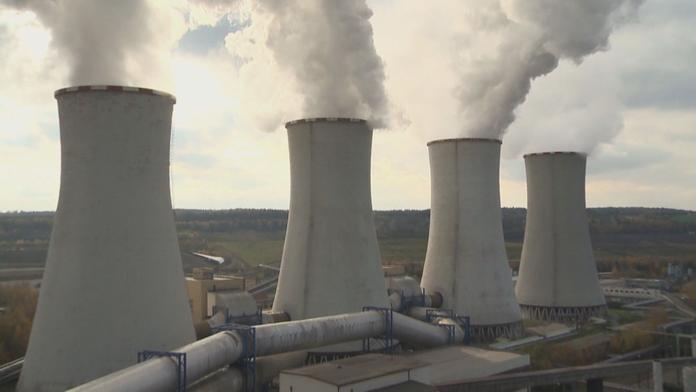 Emisní povolenky drtí českou energetiku. Skončí elektrárny Počerady, Chvaletice i Kladno