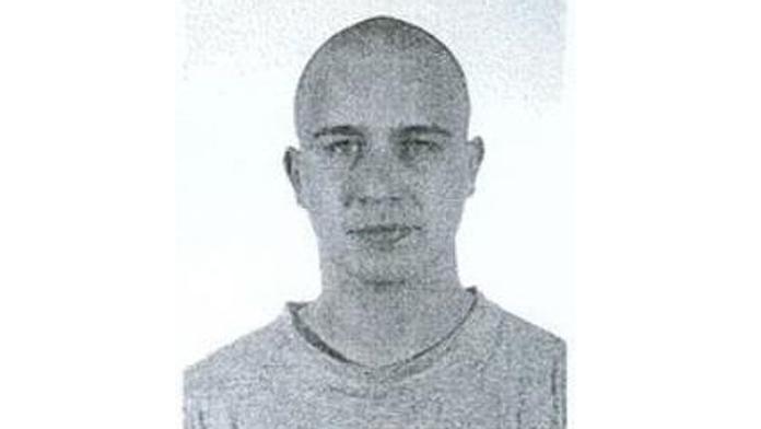 VĚZEŇ NA ÚTĚKU: V Ostravě pátrají po recidivistovi, který uprchl z pracoviště!