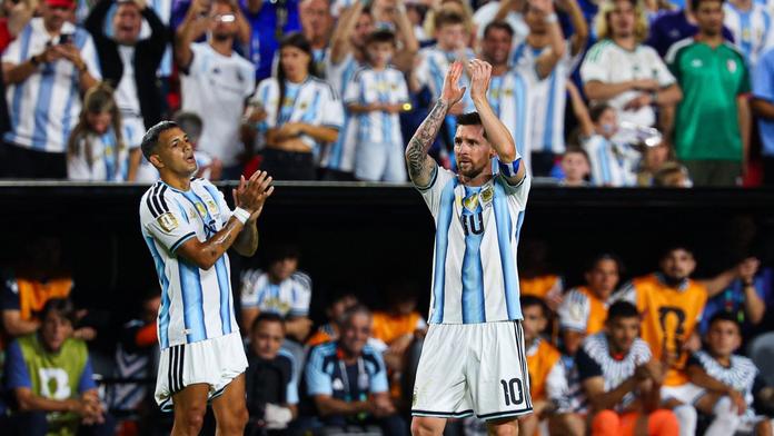 Opět za hrdinu. Lionel Messi si opět podmanil fotbalový svět