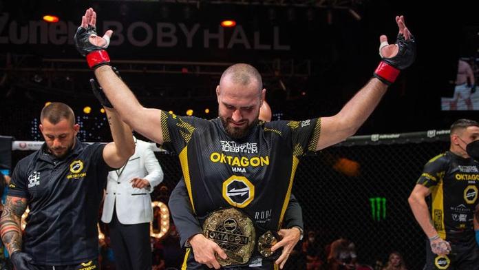 Martin Buday - šampion Oktagonu