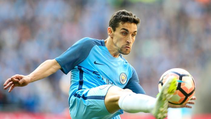 Navas se vrací z Manchesteru City do Sevilly a chce zlomit rekord!