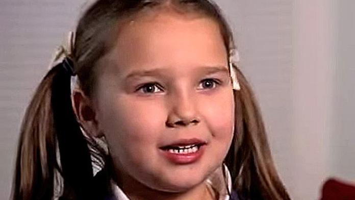 Musí zastat mámu: Lili je terpve 8 let a už se stará o celou rodinu!