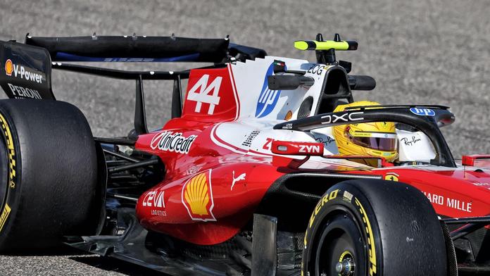 Lewis Hamilton testoval obrácenou formu zadního křídla