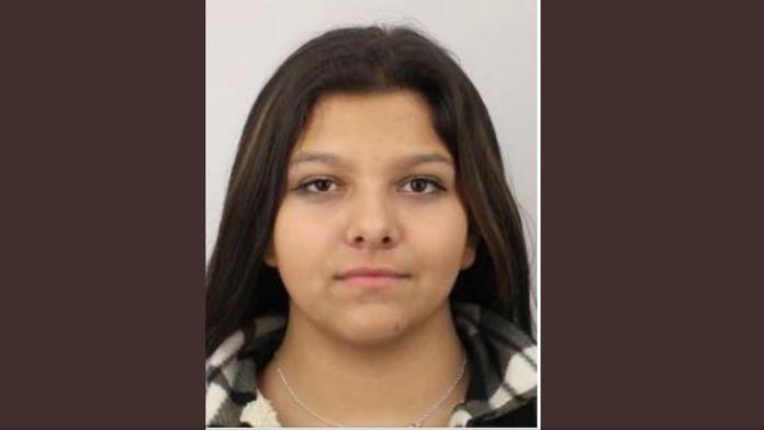 Erika (15) z Plzně se nevrátila domů, pomozte ji najít