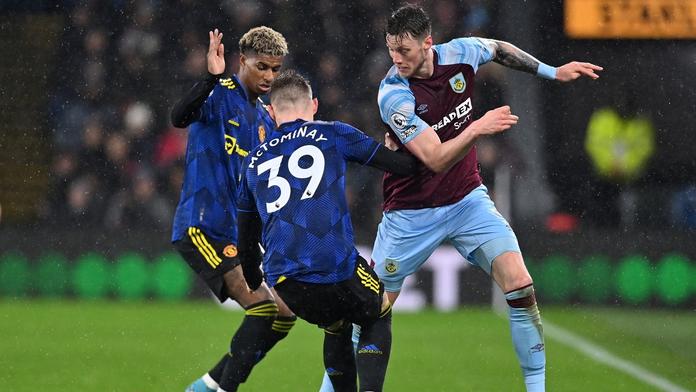 Ronaldo z lavičky sledoval další ztrátu United. Součkův West Ham nezaváhal