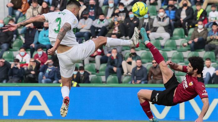 Valencie skolila Elche jedinou trefou. Atlético zpátky na třetím místě