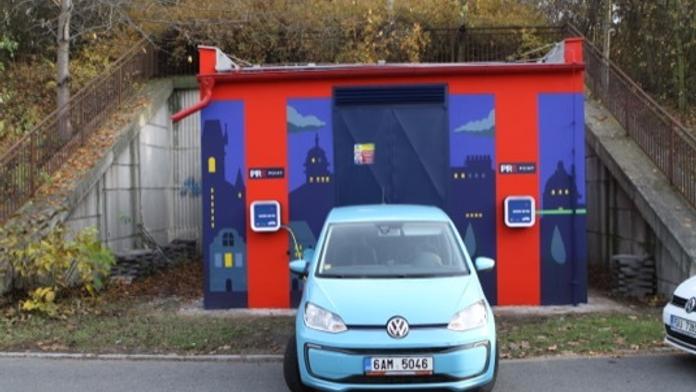 Elektromobilita v Česku stále děsivě skomírá. Předběhl nás už i Kypr