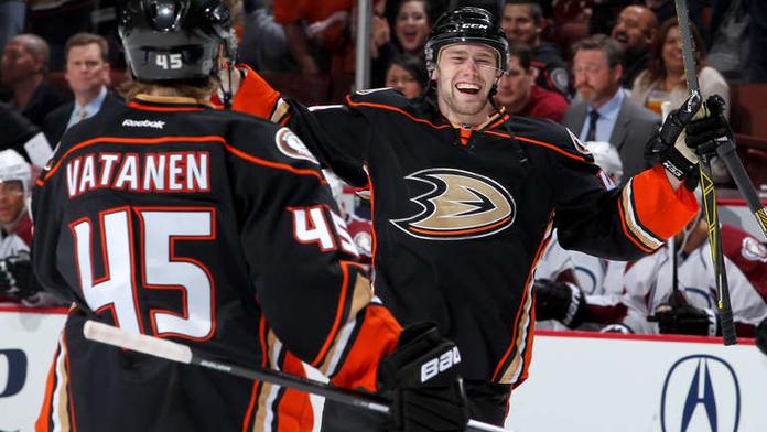 VELKÁ ČESKÁ PARÁDA! A pak dal Sekáč první gól za Anaheim