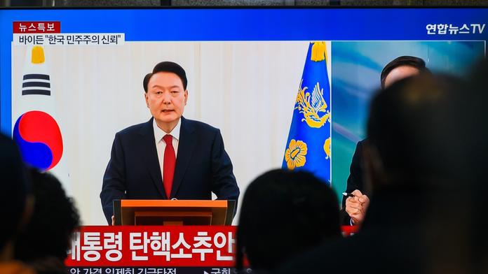 Soud posvětil zatykač na jihokorejského prezidenta Jun Sok-jola