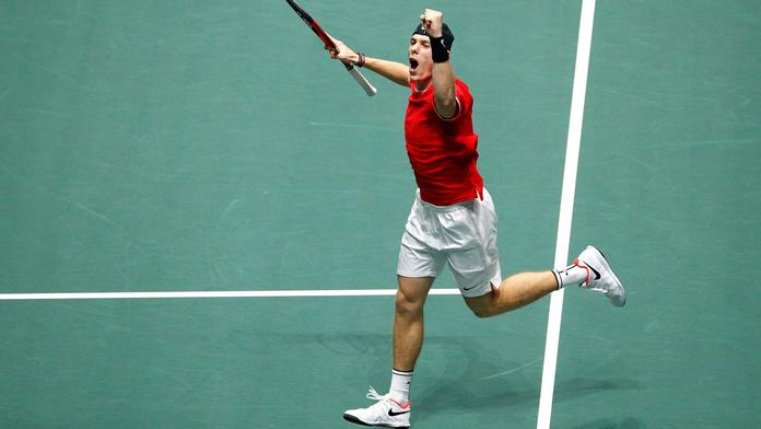 Kanada porazila Rusko a je prvním finalistou nového Davis Cupu