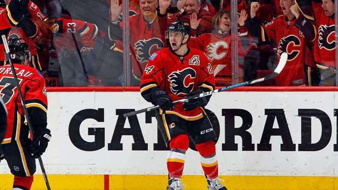 ČERVENÉ PEKLO v Calgary: Postup zařídil dvěma góly Hudler