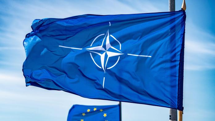 Vlajka NATO