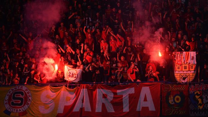 Fanoušci Sparty zuří: Ostatní posilují a vy řešíte, v čem se bude jezdit!