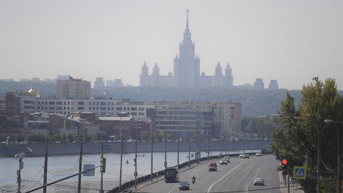 V Moskvě hořela televizní věž, které Ukrajinci říkají Sauronovo oko
