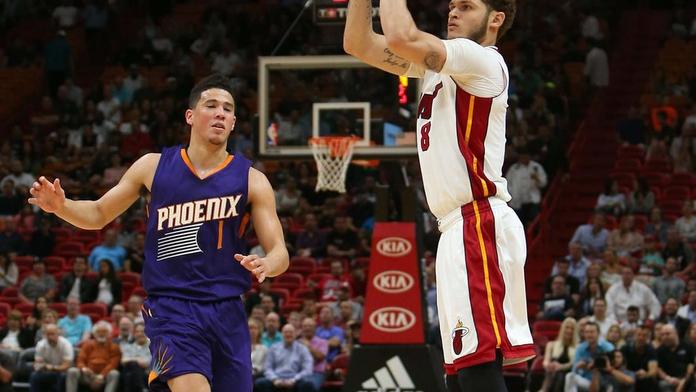 Mladíček Booker nastřílel 70 bodů! Satoranského Washington vyhrál