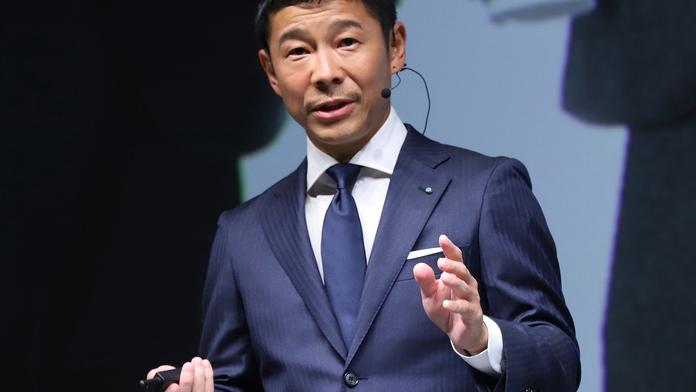 První turista se podívá na Měsíc. Japonský miliardář si splnil sen