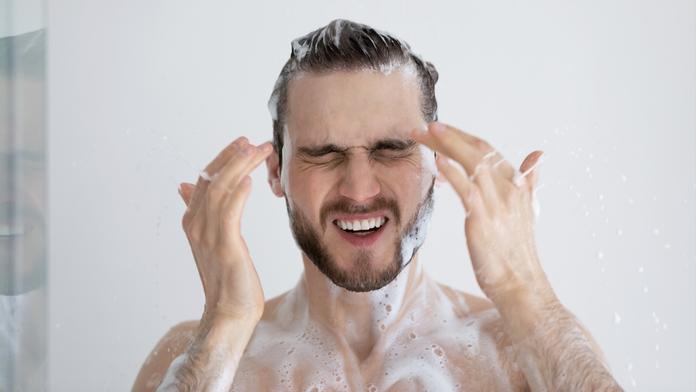 Mytí vlasů