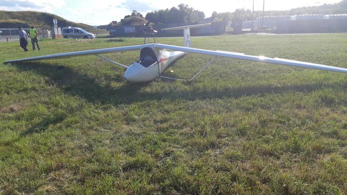 Na jihu Čech havaroval větroň. Pilot je ve vážném stavu