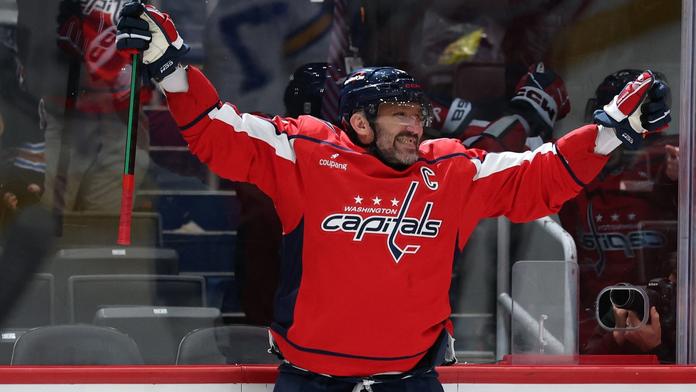Ovečkin pokračuje v NHL. Základní plat bude mít jako nováčci