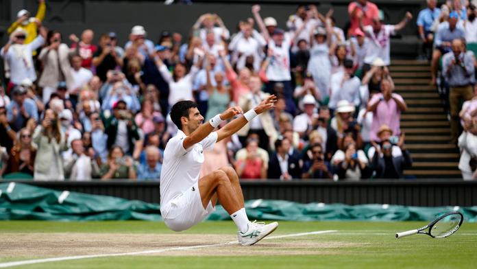 Djokovič znovu ovládl Wimbledon! Dorovnal rekordy Federera a Nadala
