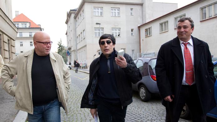 DALŠÍ ODROČENÍ soudu s "vorem v zakoně". SVĚDEK NEPŘIŠEL