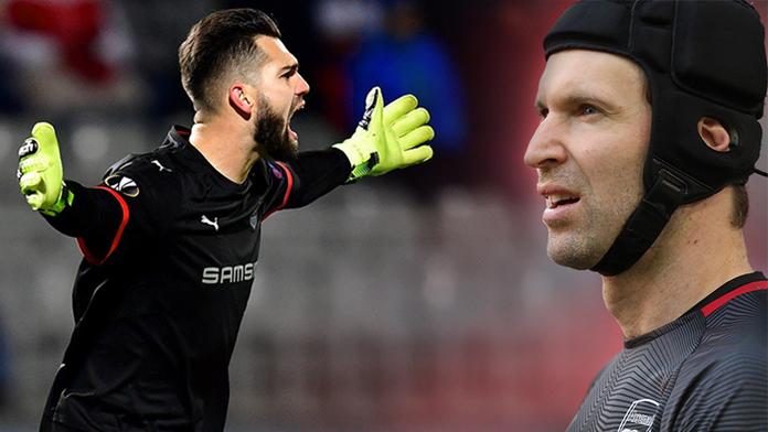 Evropská liga uvidí souboj českých brankářů: Koubek proti Čechovi!