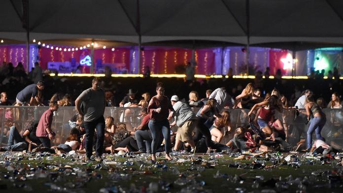 Při střelbě ve Vegas schytal kulku do hlavy. Jsi herec, útočí na něj!