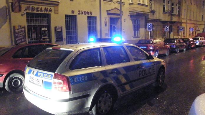 Muž po hádce skončil s nožem v hrudníku