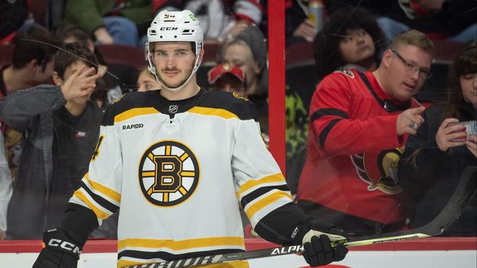 Grapeman Lauko baví NHL. Malí fanoušci si s ním střihli o puk
