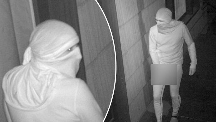 Studenty už měsíce terorizuje masturbující ninja! Policie tápe
