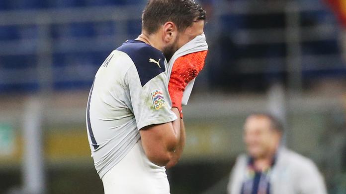 Zrádce se vrátil! Italové dohnali bučením vlastního hráče k slzám