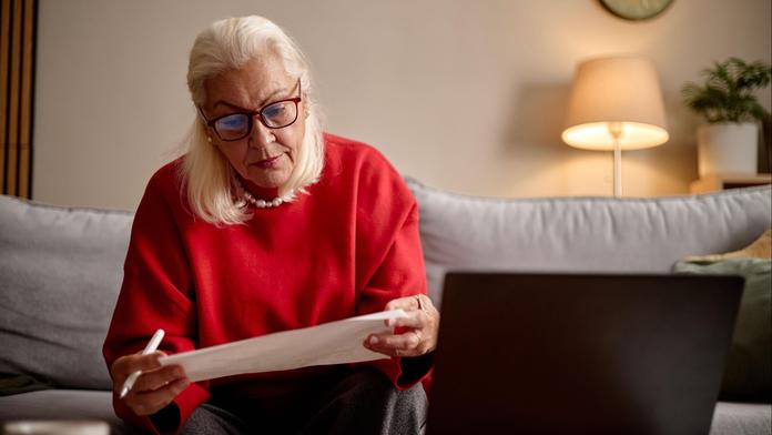 Stát důchodcům vrátí asi 60 milionů. Novela o penzijku míří k prezidentovi
