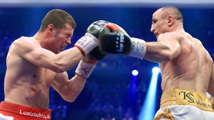 Ostře sledovaný boxerský duel bývalých mistrů světa uvede FANDA
