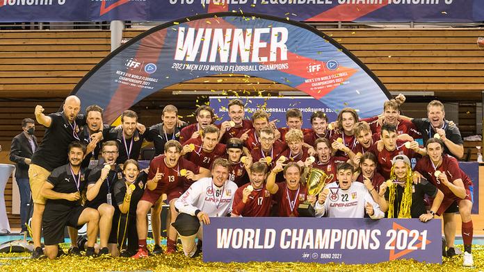 Čeští juniorští florbalisté to dokázali! Podruhé v řadě ovládli MS