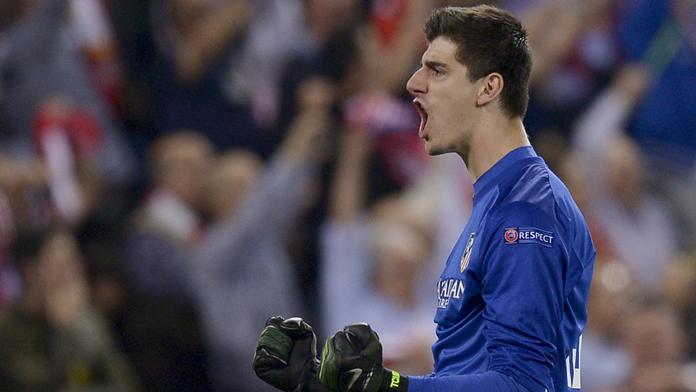 Podepiš, a můžeš chytat! Chelsea má pro Courtoise novou nabídku