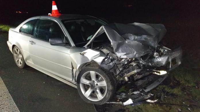 U Mladé Boleslavi se srazila tři auta. Pro těžce zraněného letěl vrtulník