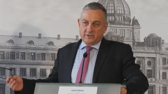 Plyn z Ruska zřejmě nahradí plyn z Ázerbájdžánu. Síkela jedná o dodávkách