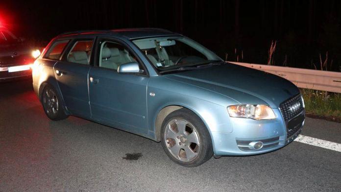 Pirát silnic se řítil dvoustovkou po D5. Honila ho policie z Česka i Německa