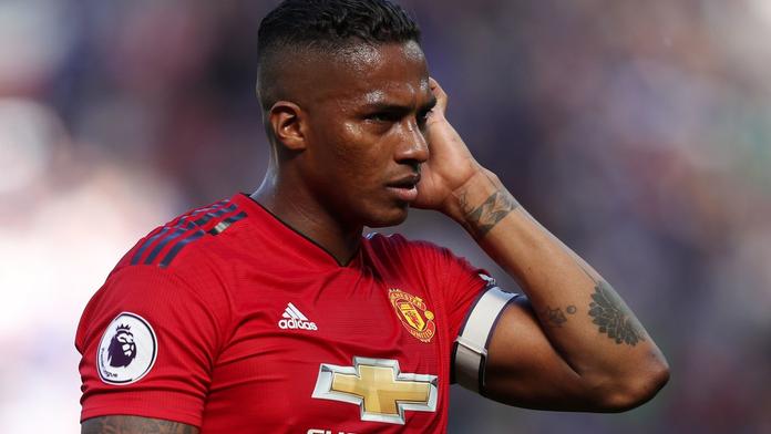 Bývalý kapitán Manchesteru United končí s kariérou. Zastavilo ho zdraví