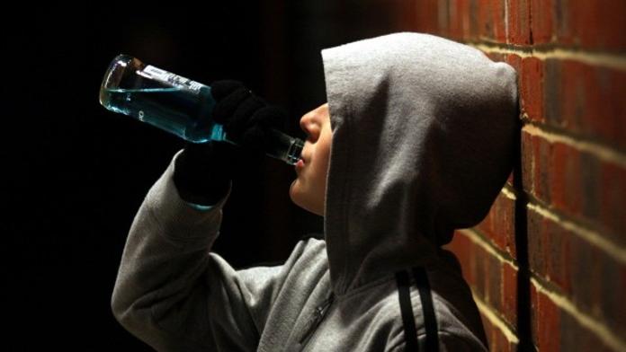 Sehnat alkohol není pro děti problém, inspekce kontrolovala obchody