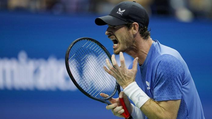 Tsitsipas podvádí! Andy Murray po bitvě prohrál a soupeře nešetřil