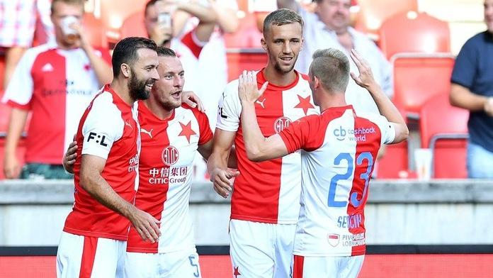 Slavia přežila penaltu a Olomouci dala jen jeden gól. I tak jde do čela!