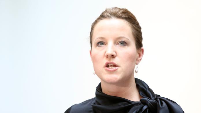 Odvolaná ministryně Karolína Peake: Cítím se Nečasem podvedena!