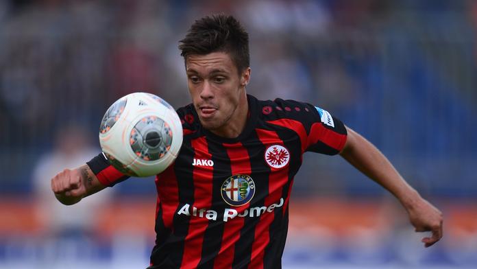 Kadlec možná odejde do Itálie. O útočníka má zájem Turín