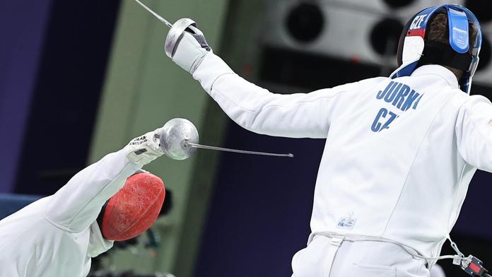 Šermíři na favority z Japonska nestačili, v soutěži týmů budou válčit o bronz