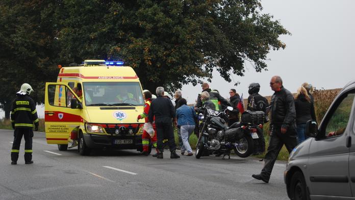 Spanilá jízda motorkářů skončila hromadnou nehodou sedmi z nich