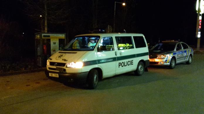 Záhada! Po srážce aut se ukázalo, že jeden řidič je pobodaný