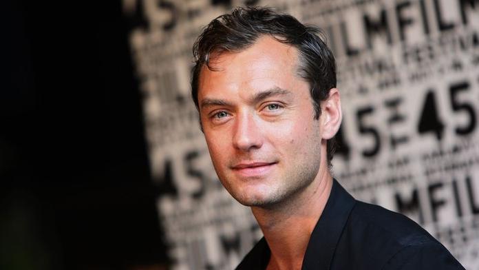 Jude Law: Rád bych se na jevišti vrátil k Shakespearovi