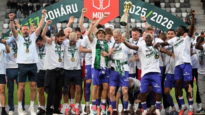 Fotbalisté Karviné poprvé zvítězili v domácím poháru MOL Cup